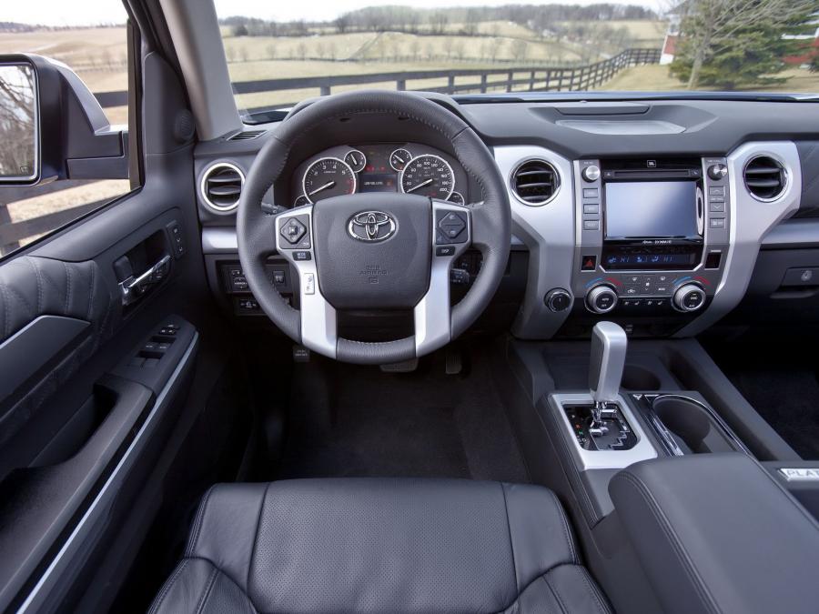  Toyota Tundra CrewMax Platinum Package 2013 года  (фото 15 из 30)